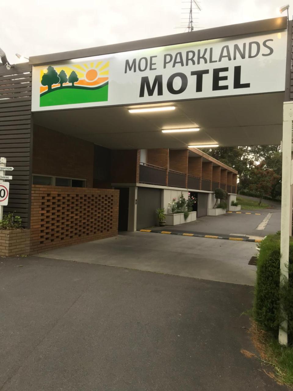 Moe Parklands Motel Luaran gambar